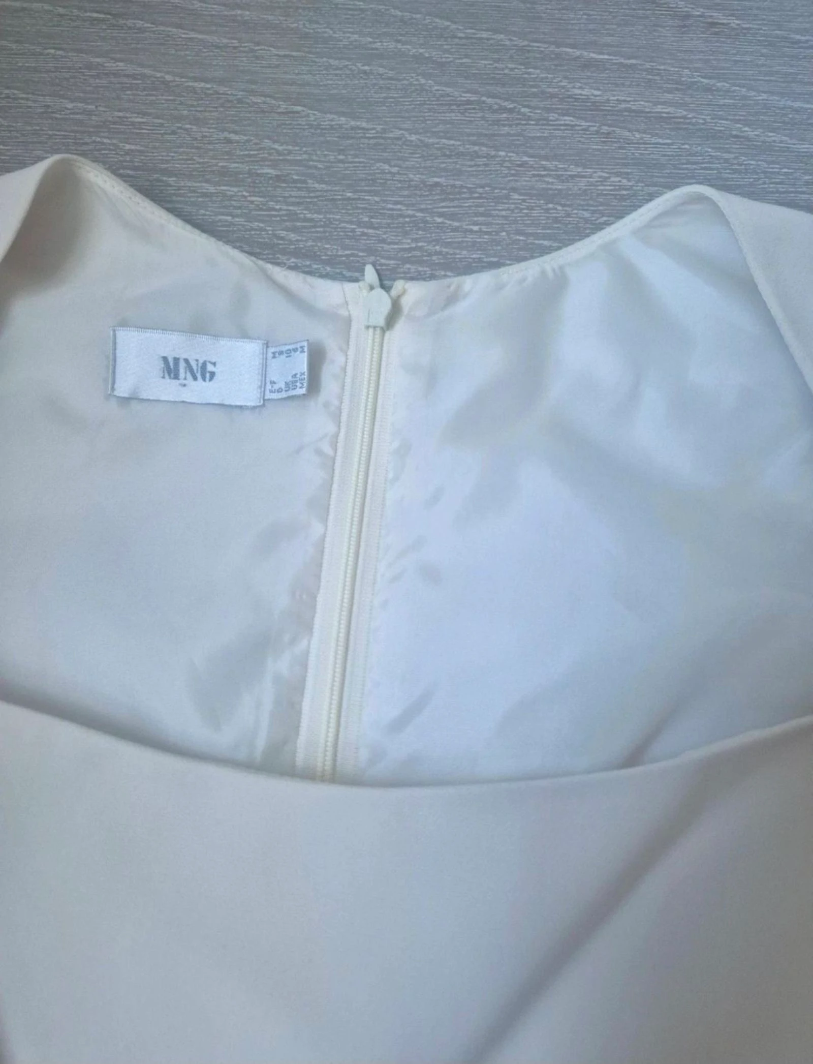 Vestido branco rasgado. Mango. Tamanho M – photo 5
